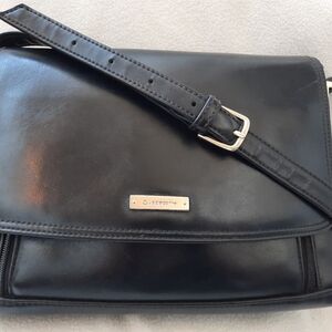Liz Claiborne Cross Body Purse